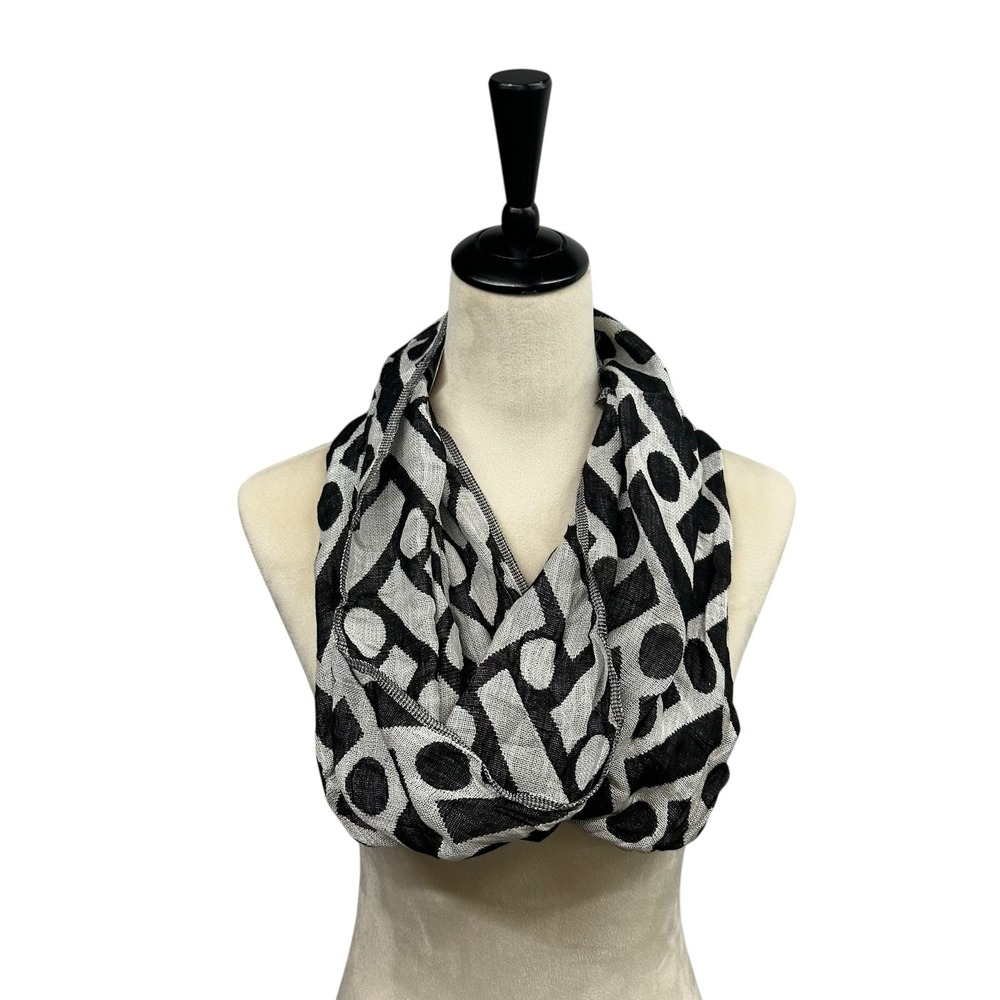 Infinity Scarf Black White Abstract Floral Lightweight Viscose Artsy Modern NWT‎
